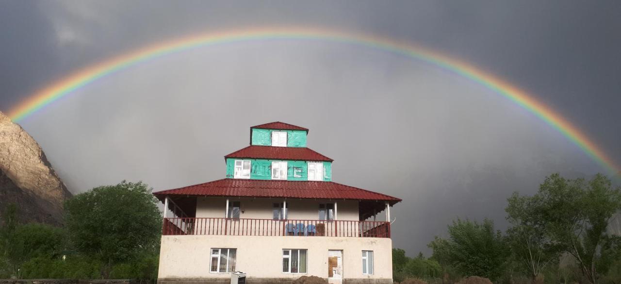 Hostel Muborak Rushan Exterior photo